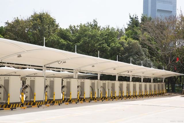 玛纳斯县充电桩车棚